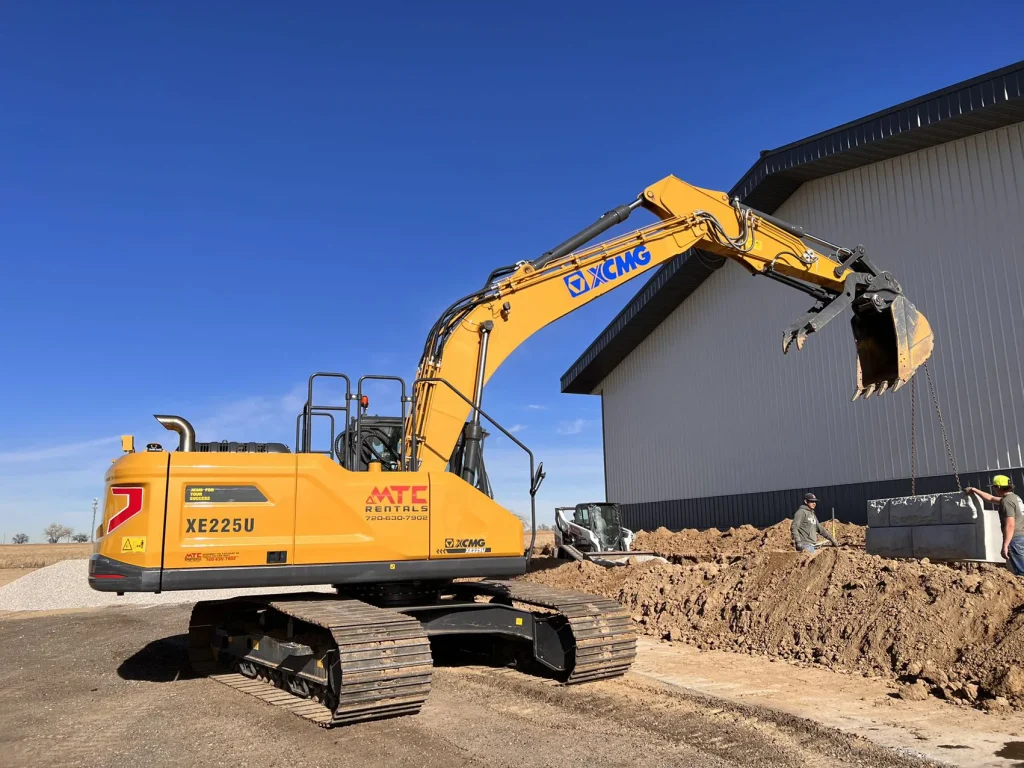 XE225ULC